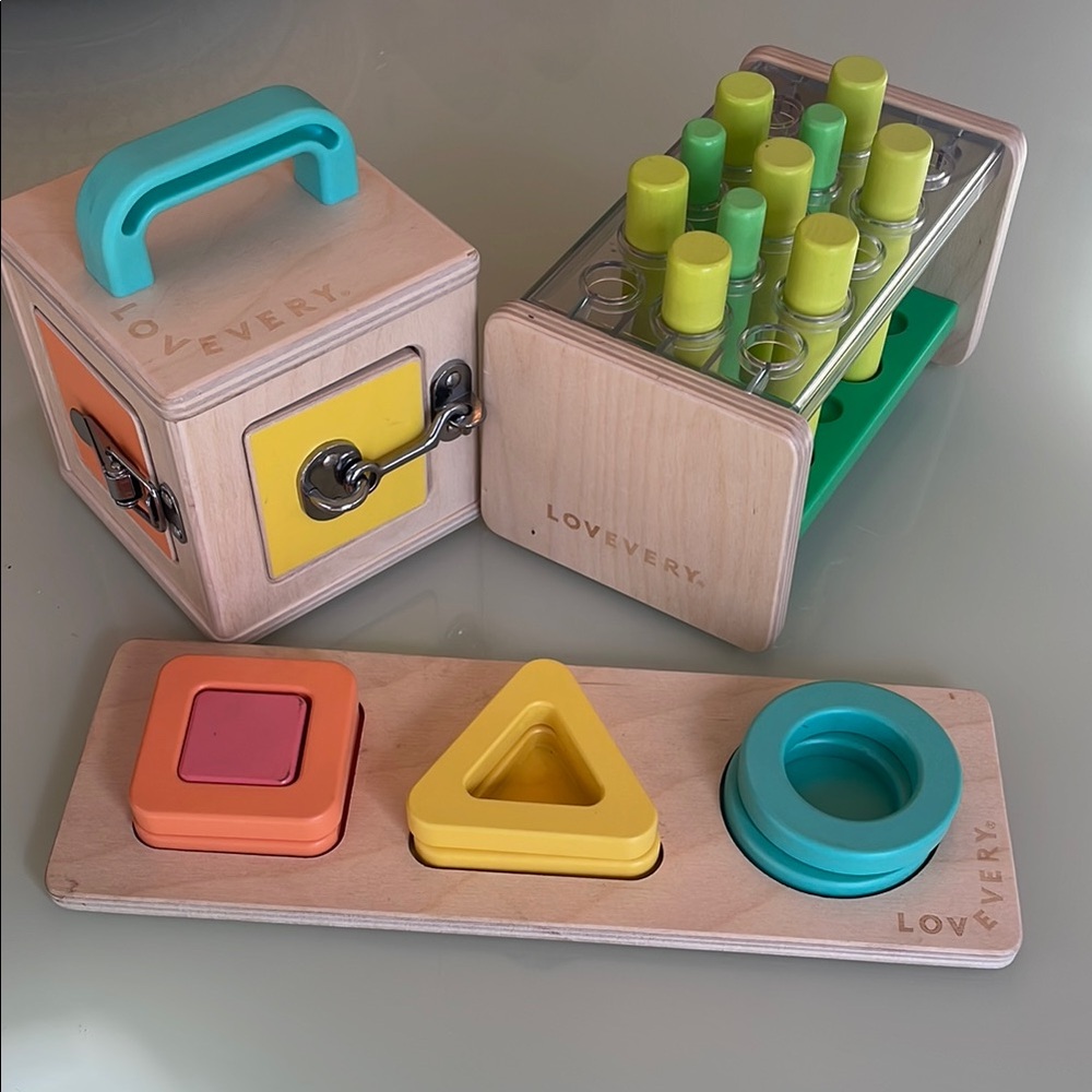 Lovevery toy set 15-24 months